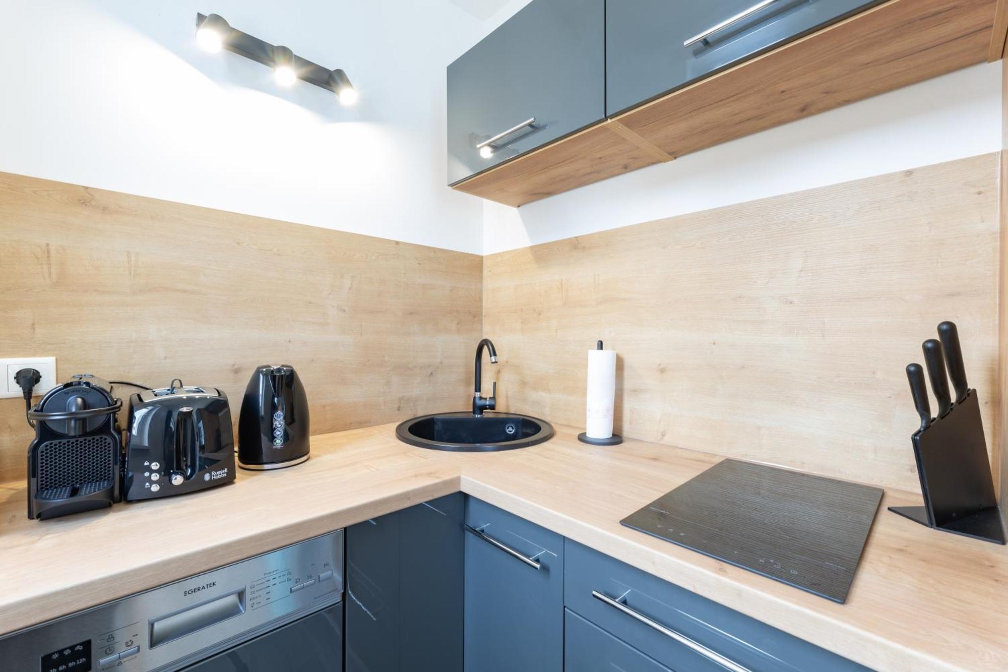 Sweethome - Maisonette Apartment, Parkplatz, Wifi, Naehe Zentrum Fuerstenfeldbruck Exteriér fotografie